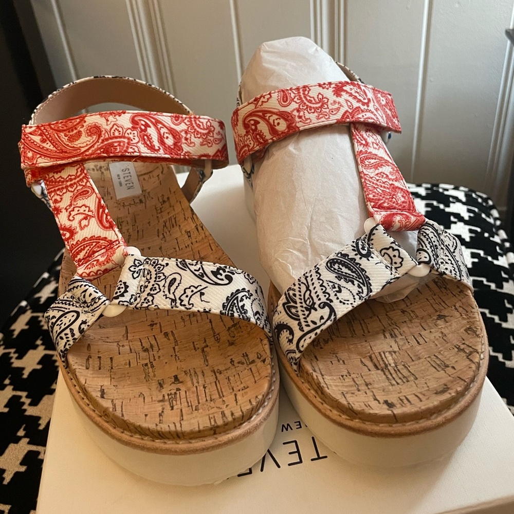 Steven New York brand new in box Belmar bandana print awesome sandals